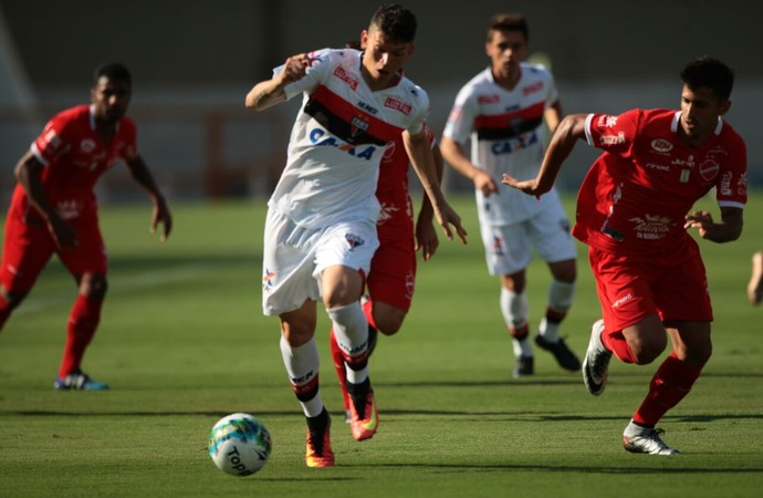 Vila Nova e Atlético empataram por 0 a 0 no Serra Dourada pelo segundo turno da Série B 2016