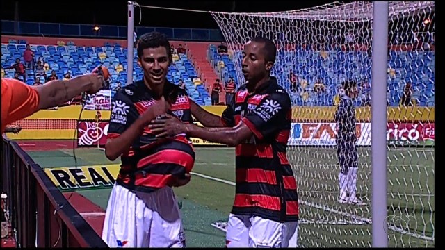 Jogadores do Atlético comemoram gol no Olímpico