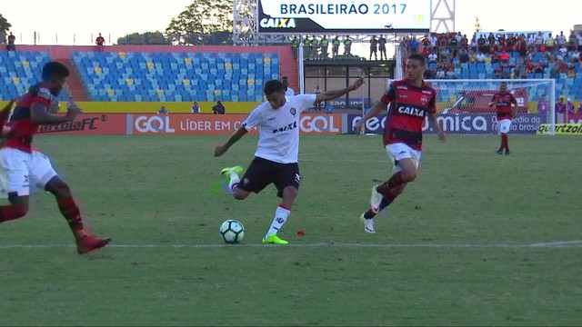 Lance de Atlético 1 x 2 Vitória (BA), pela Série A 2017, no Olímpico